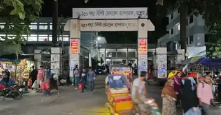 যশোরে রোগী দেখতে যাওয়ার পথে বাসচাপায় ২ যুবক নিহত